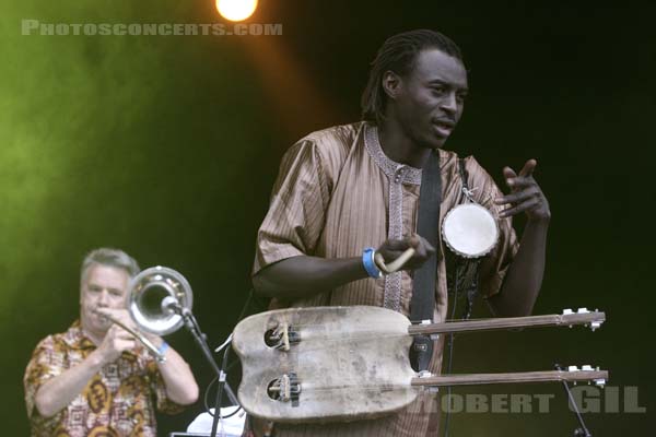 TIKEN JAH FAKOLY - 2015-09-12 - LA COURNEUVE - Parc Departemental - Grande Scene - 